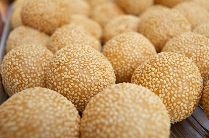 sesame-balls